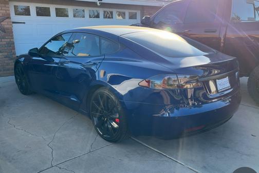 2017 Tesla Model S 75D