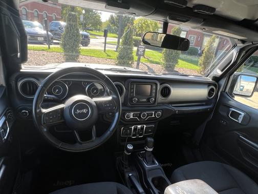 2019 Jeep Wrangler Unlimited Sport