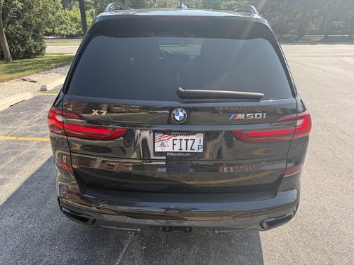 2022 BMW X7 M50i
