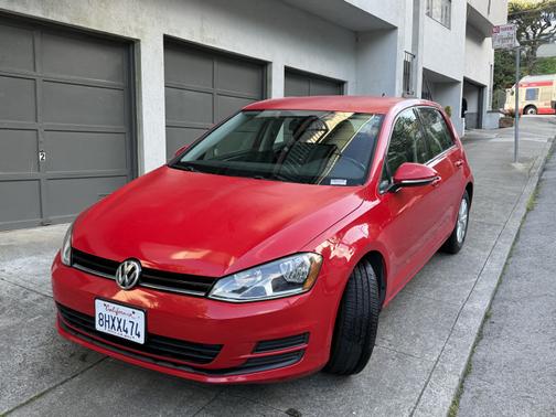 2016 Volkswagen Golf TSI S 4-Door