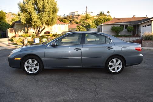 2005 Lexus ES 330 Base
