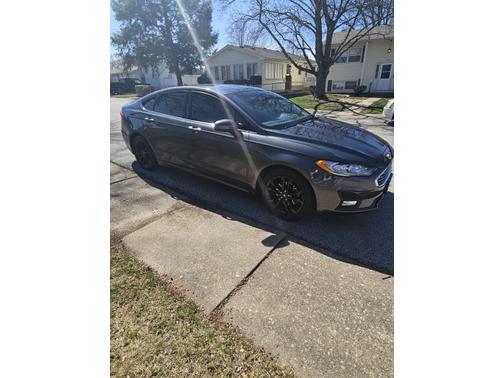 2020 Ford Fusion SE