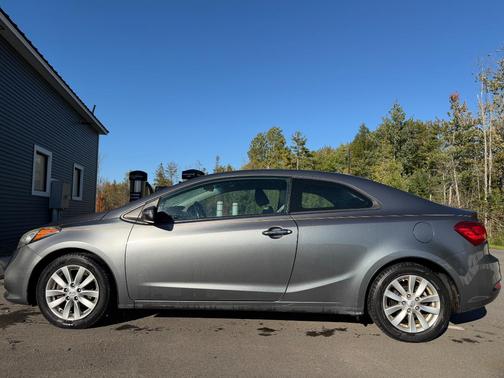 Gray 2015 Kia Forte Koup EX
