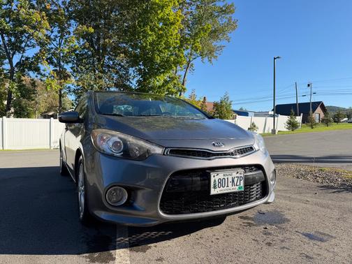 Gray 2015 Kia Forte Koup EX