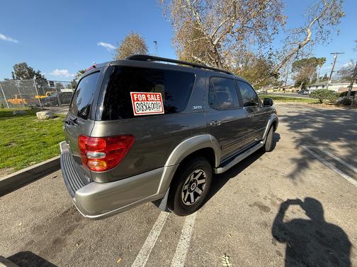 2003 Toyota Sequoia SR5