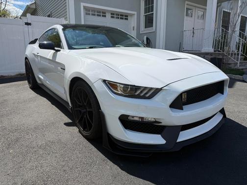 2019 Ford Shelby GT350 Base