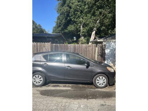 2013 Toyota Prius c Two