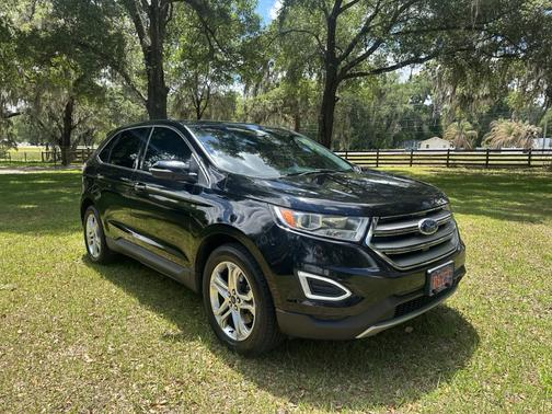 Black 2018 Ford Edge Titanium