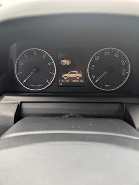 White 2013 Land Rover LR4 Lux