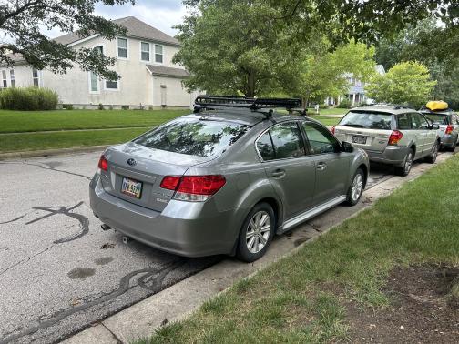 2010 Subaru Legacy 2.5 i Premium