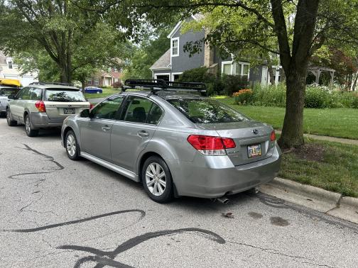 2010 Subaru Legacy 2.5 i Premium