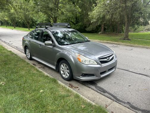 2010 Subaru Legacy 2.5 i Premium