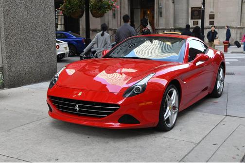 2016 Ferrari California T
