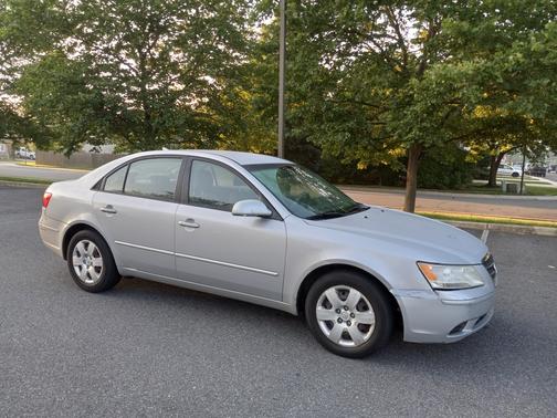 2010 Hyundai SONATA GLS