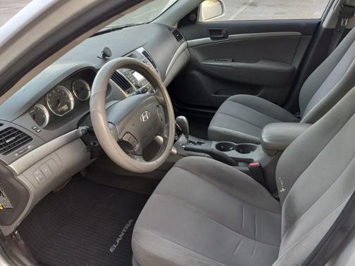 2010 Hyundai SONATA GLS