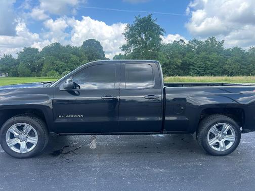 Black 2017 Chevrolet Silverado 1500 Custom