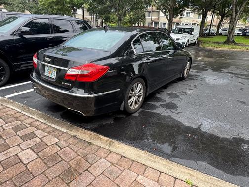 2013 Hyundai Genesis 3.8