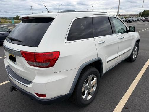 White 2011 Jeep Grand Cherokee Limited