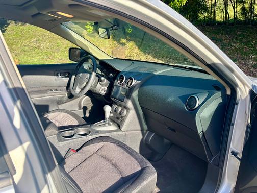 2012 Nissan Rogue SV