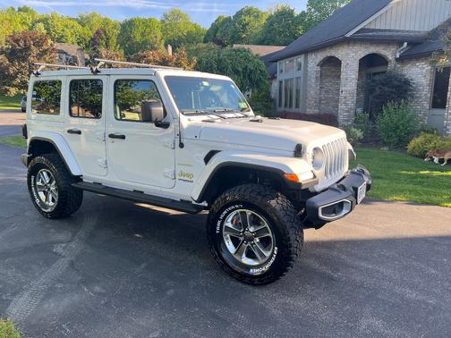 White 2021 Jeep Wrangler Unlimited Sahara