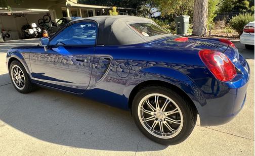 2003 Toyota MR2 Spyder