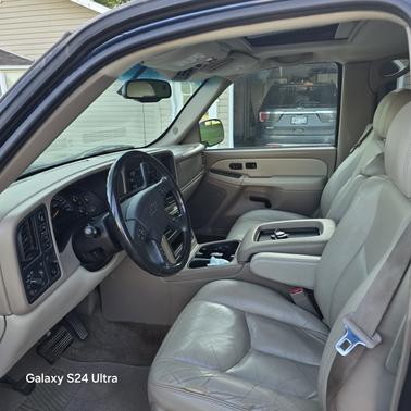 2003 Chevrolet Suburban 1500 LT
