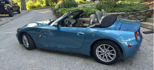 Blue 2003 BMW Z4 2.5i Roadster