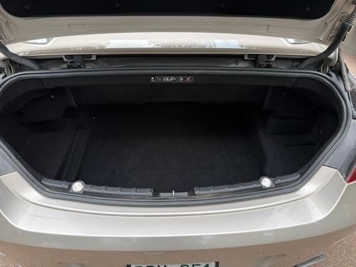 Gold 2012 BMW 650 i