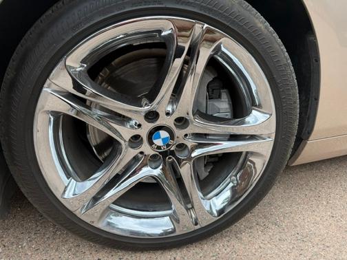 Gold 2012 BMW 650 i