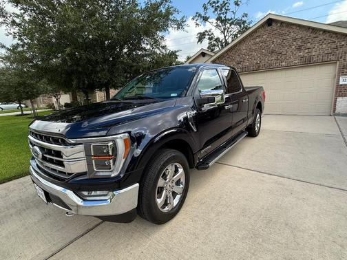 Blue 2021 Ford F-150 Lariat