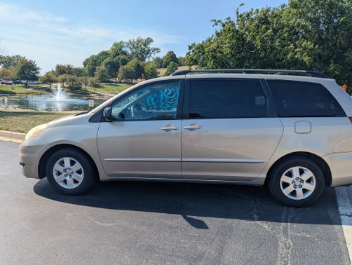 2007 Toyota Sienna LE