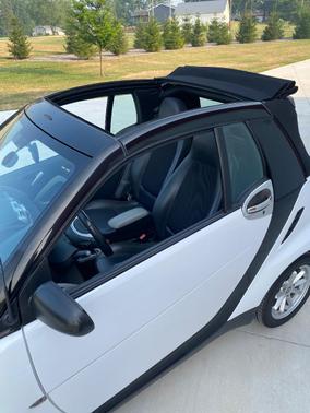 White 2008 smart ForTwo Passion Cabriolet
