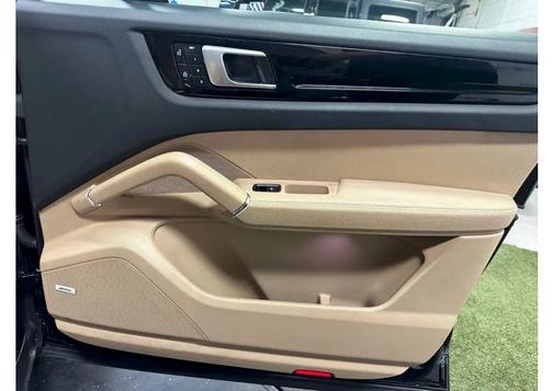 Blue 2019 Porsche Cayenne Cayenne