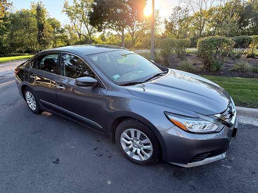 Silver 2016 Nissan Altima 2.5 S