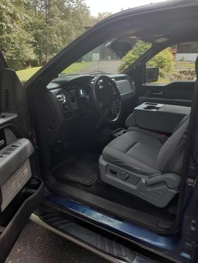 Blue 2013 Ford F-150 XLT