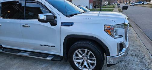 White 2021 GMC Sierra 1500 SLT