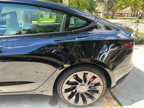 2023 Tesla Model 3 Performance