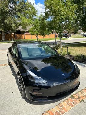 2023 Tesla Model 3 Performance