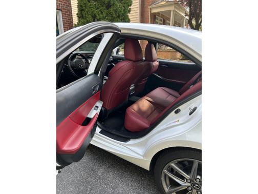 2016 Lexus IS 200t Base