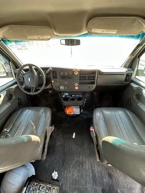 White 2010 Chevrolet Express 2500 Base