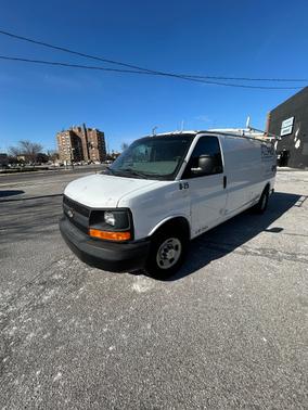 White 2010 Chevrolet Express 2500 Base