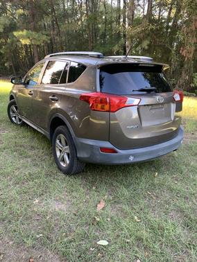 Gray 2015 Toyota RAV4 XLE