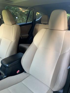 Gray 2015 Toyota RAV4 XLE