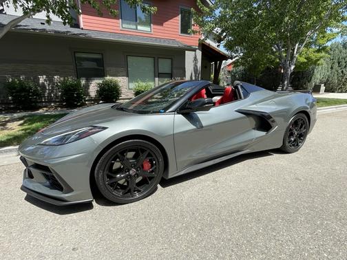 Silver 2022 Chevrolet Corvette Stingray w/3LT