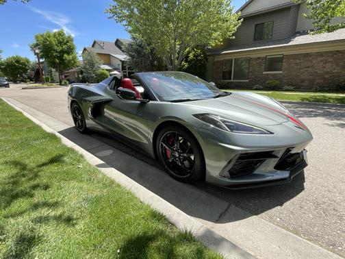 Silver 2022 Chevrolet Corvette Stingray w/3LT