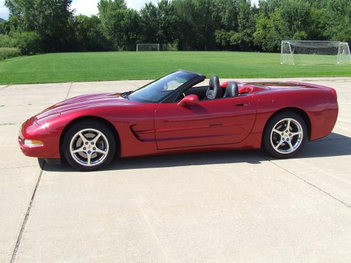 2002 Chevrolet Corvette Base