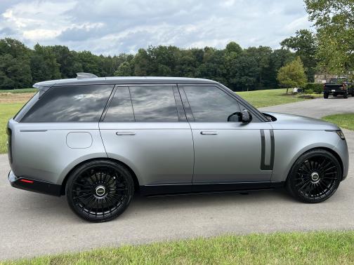 2023 Land Rover Range Rover P530 SE SWB