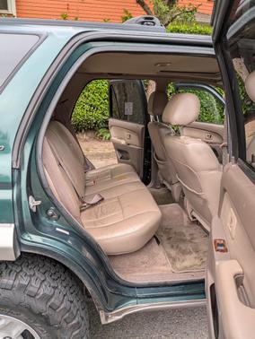 Green 2000 Toyota 4Runner Limited 4WD