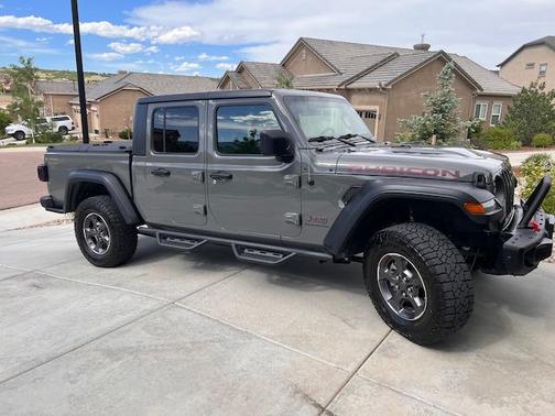 Photo 1 of 10 of 2020 Jeep Gladiator Rubicon