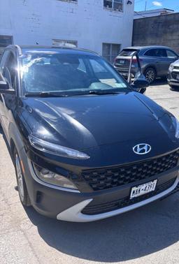 Black 2022 Hyundai KONA SE